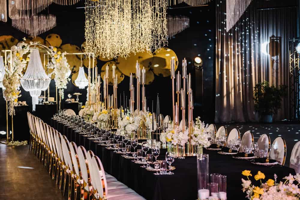 An example of a glamorous wedding decor.