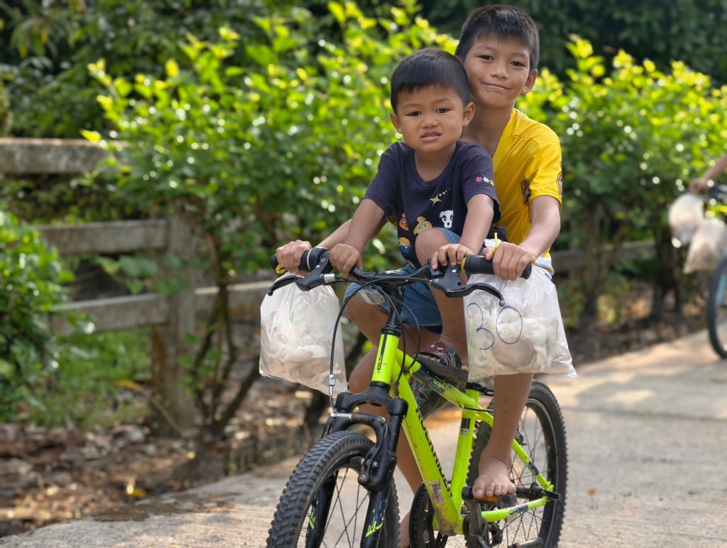 Small act big smile 3